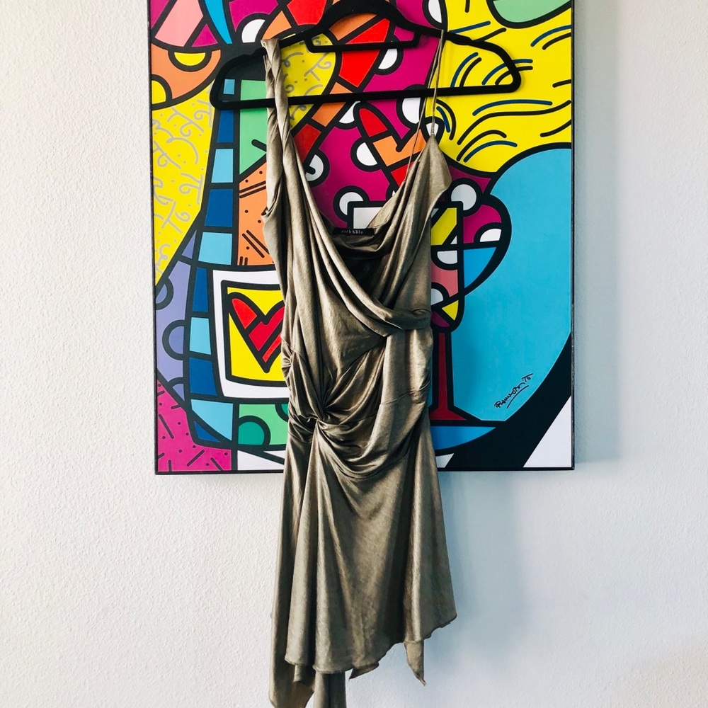 NWOT Black Halo Asymmetric top